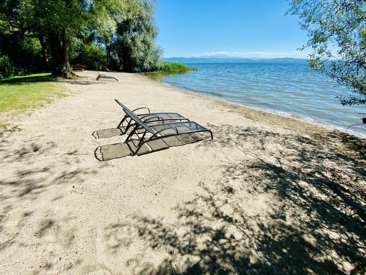Apartment Felchen 1 - Silberweide - Mit Privatstrand Friedrichshafen Exteriér fotografie